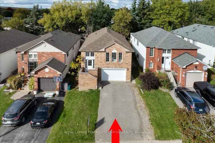 House For Sale in Barrie, Ontario