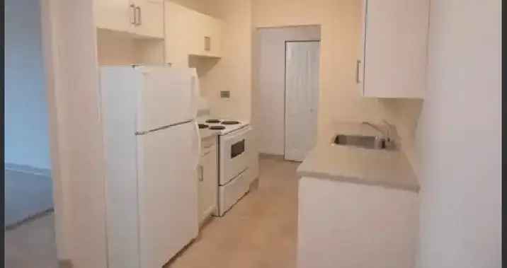 Two bedroom apartment available from Dec1 at Summerland (Sublet)