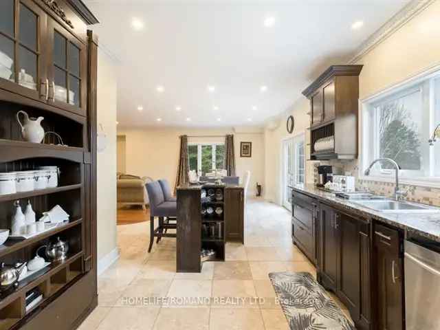 Stunning 6 2 Bedroom Custom Home on Whitestone Lake