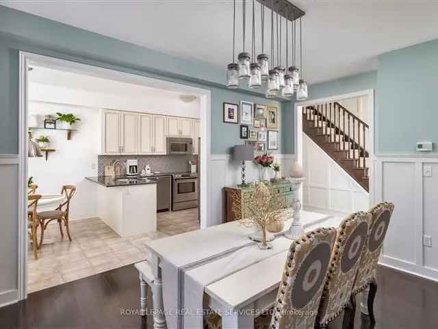 Bronte Creek Freehold Townhome 3 Beds 25 Baths Double Garage