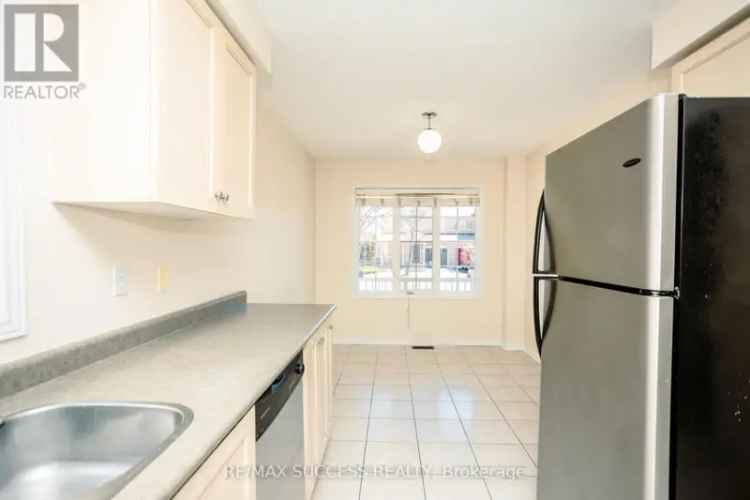 Stunning 3 1 Bedroom Semi-Detached Home in Woodland Hill