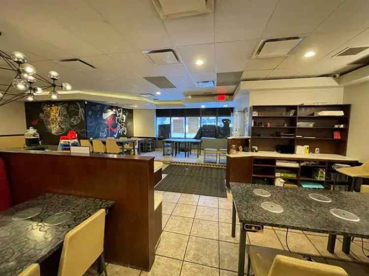 Commercial property For Rent in Redcliff, Alberta