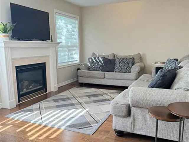 House For Sale in Mississauga, Ontario