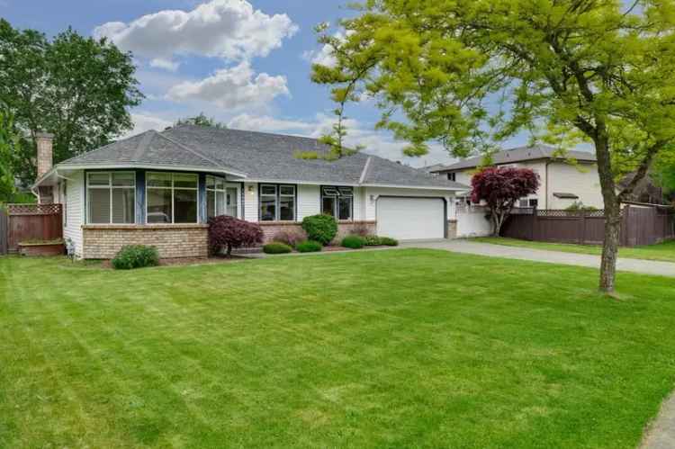 Fleetwood Family Home 6 Beds 4 Baths Near Berkshire Park
