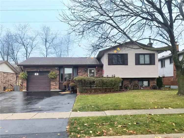 House For Sale in Caledonia, Ontario