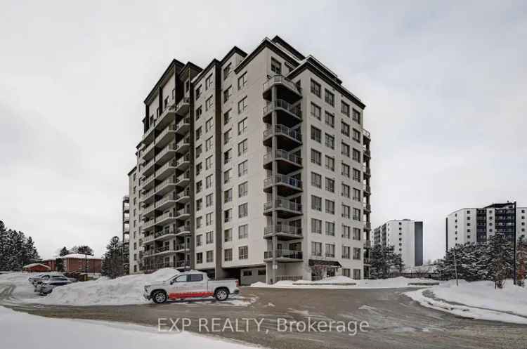 Stunning Top Floor 1 Bedroom Condo in Kitchener's Belmont Village