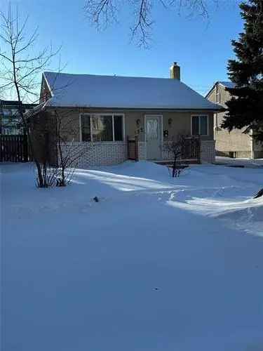 House For Sale In North St. Boniface, Winnipeg, Manitoba