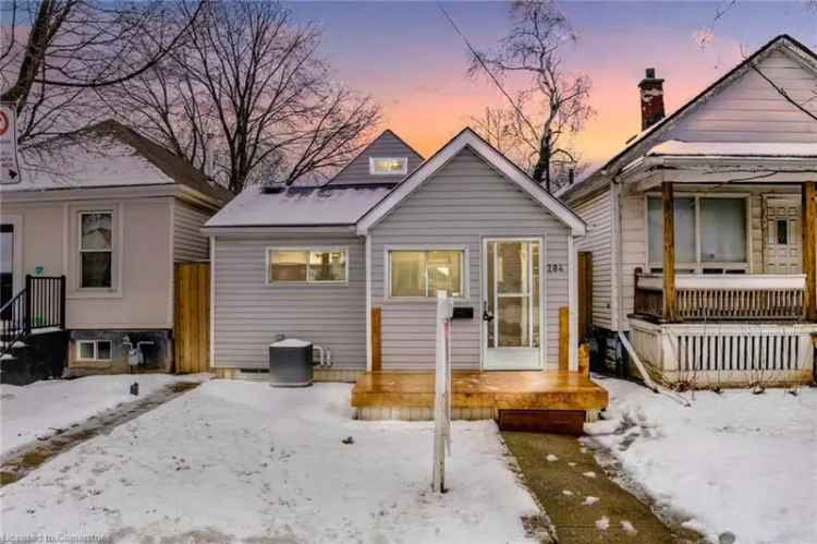 284 Paling Ave Renovated 2 Bed 2 Bath Home Near Schools and Amenities