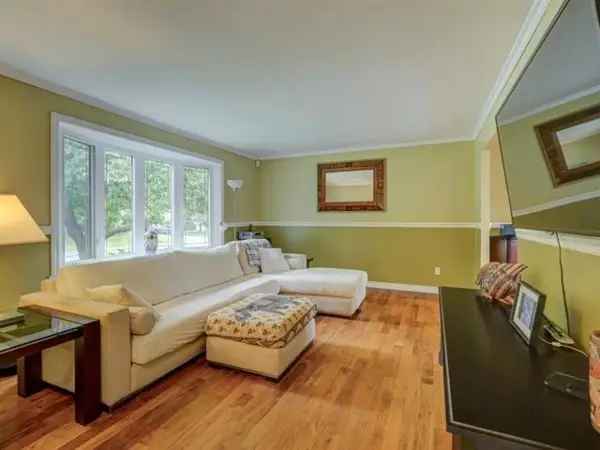 Split Level Home for Sale Candiac 3 4 Bedrooms Family Home