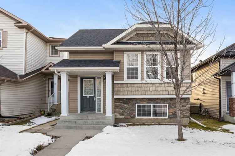 House For Sale in Calgary, Alberta