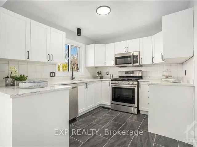 Beautiful 4 Bed Home in Bridlewood with Updated Kitchen and New Windows