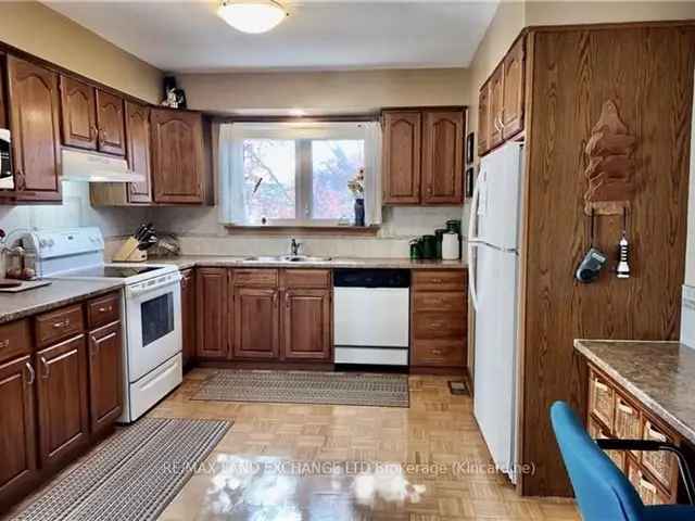 House For Sale in Kincardine, Ontario