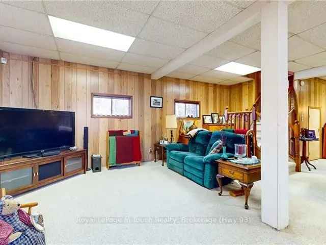 Raised Bungalow near Georgian Bay