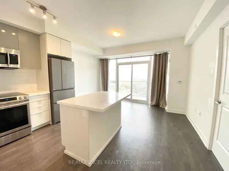 Luxury 1+Den Condo in Erin Mills - Open Concept, Amenities, Great Location