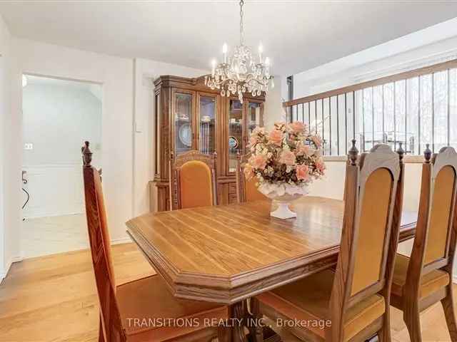 House For Sale in 4212, Trellis Crescent, Mississauga, Ontario