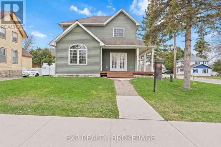 Delta Waterfront Home 3 Bedroom 2 Bath Detached Garage