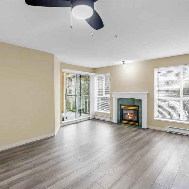 2 Bed 2 Bath Condo for Sale - Renovated with Patio and Parking