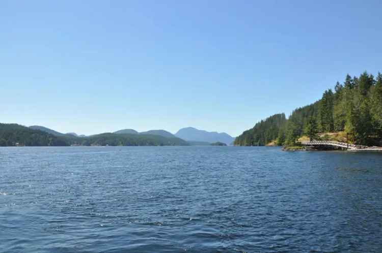 Affordable Oceanfront Acreage - Egmont, Sunshine Coast