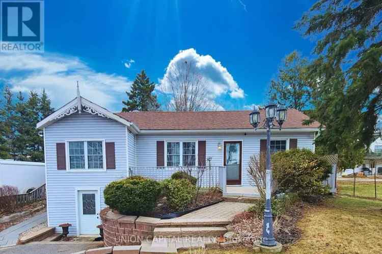 Investors Alert: Potential Triplex Bungalow with Huge Lot