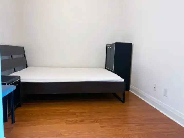 1080 Bay Street Unit 5004 Condo for Rent