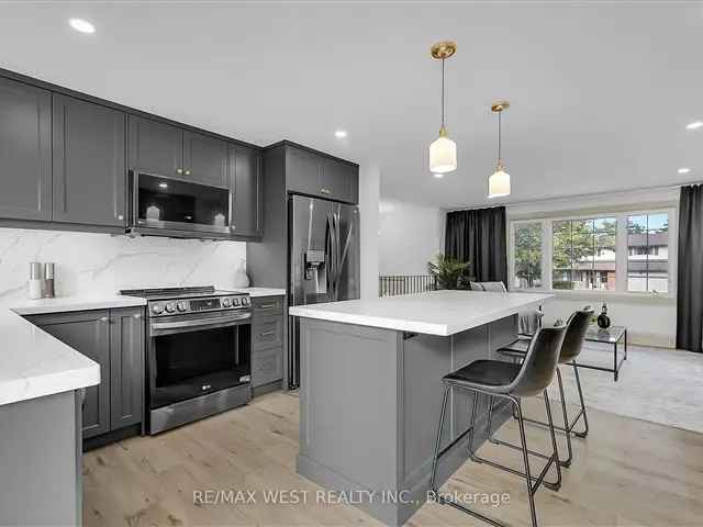 House For Sale in Waterloo, Ontario