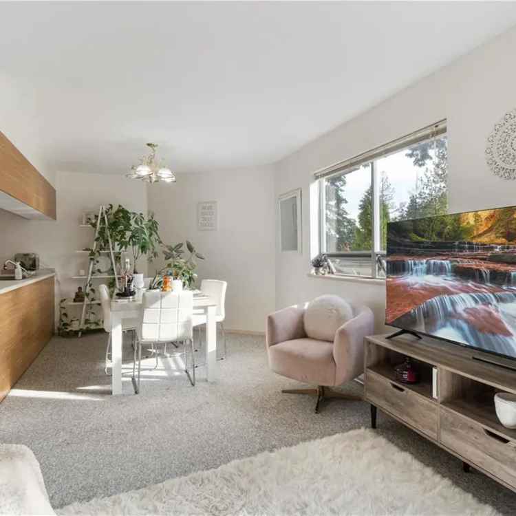 Nanaimo Condo for Sale: 2-Bedroom, Mt Benson Views