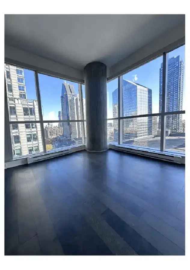 2 Bed 2 Bath Downtown Condo High Floor Great Views Pets Allowed