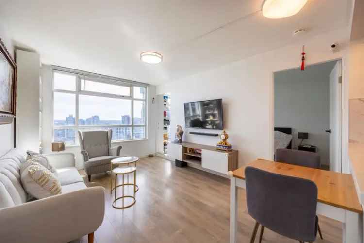 Downtown Vancouver Condo 2 Bed 2 Bath 710 Sq Ft