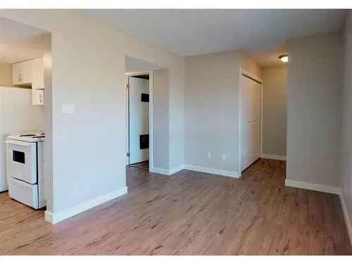 Townhouse For Sale In South Patterson Place, Grande Prairie, Alberta