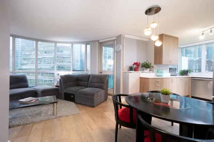 806 555 JERVIS Street in Vancouver: Coal Harbour Condo for sale in “Harbourside Park” (Vancouver West)  : MLS®# R2963952