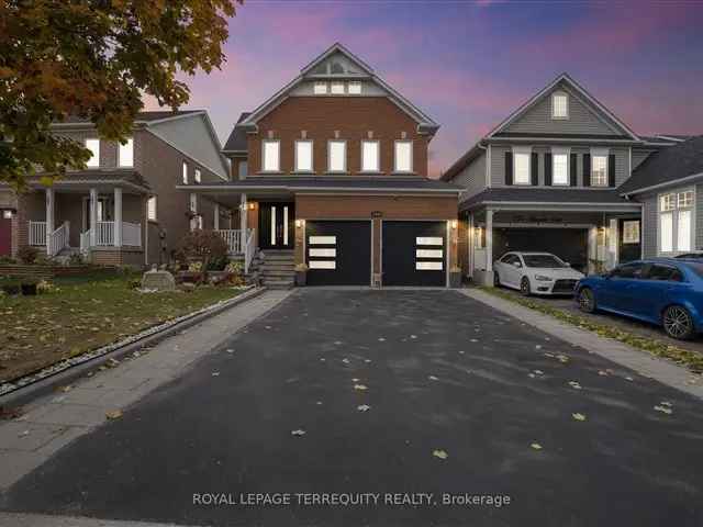 Family Home in Parkridge Oshawa