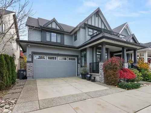 Luxury House for Sale in Surrey Pacific Heights