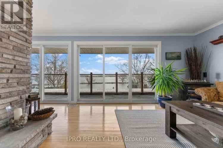 St Lawrence River Waterfront Home - 5 Bedroom, 3 Bath