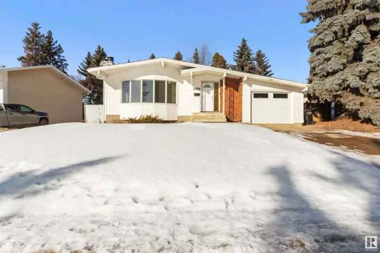 Buy Bungalow in Edmonton with Updated Features and Spacious Layout