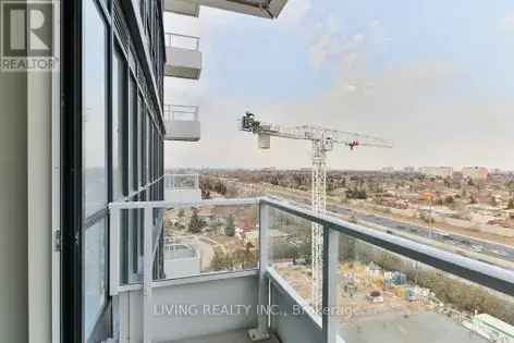 215m² 1 1 Den Condo in Central North York