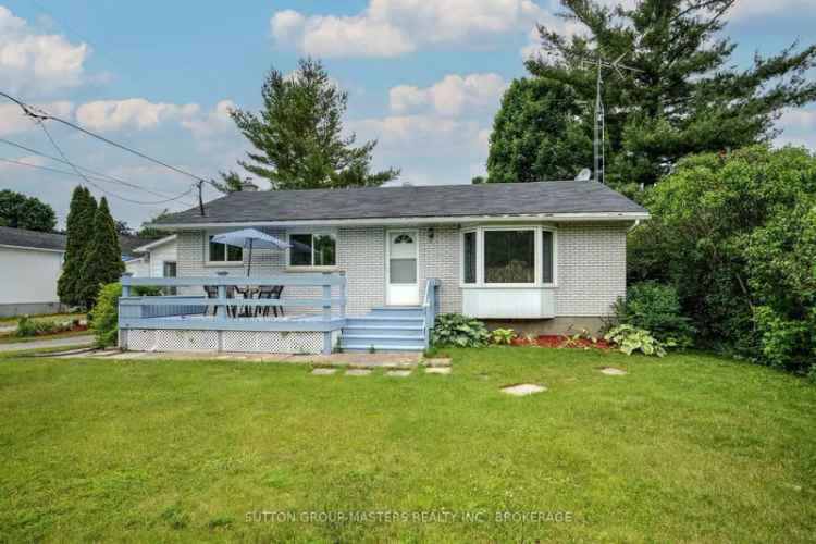 All Brick Raised Bungalow near Big Rideau Lake - Commercial Zoning