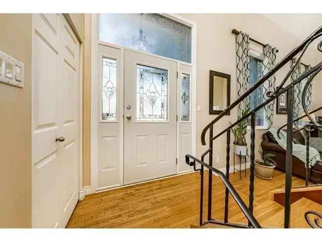 5 Bedroom 3 Bathroom House for Rent Family Home Pool Backyard