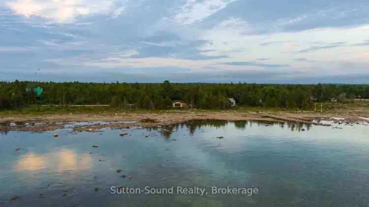 Lake Huron Waterfront Cottage - 2 Bedroom, Updated, Private Beach