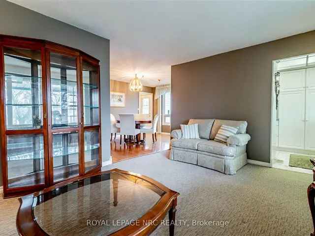 House For Sale in 31, Loraine Drive, St. Catharines, Ontario