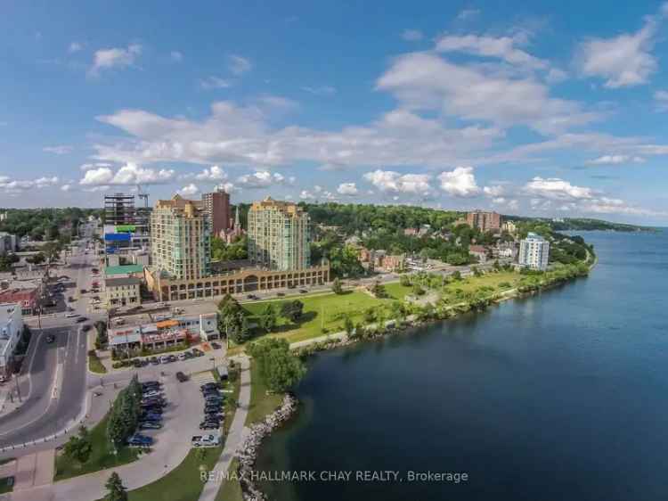 Condo For Sale in 140, Dunlop Street East, Barrie, Ontario