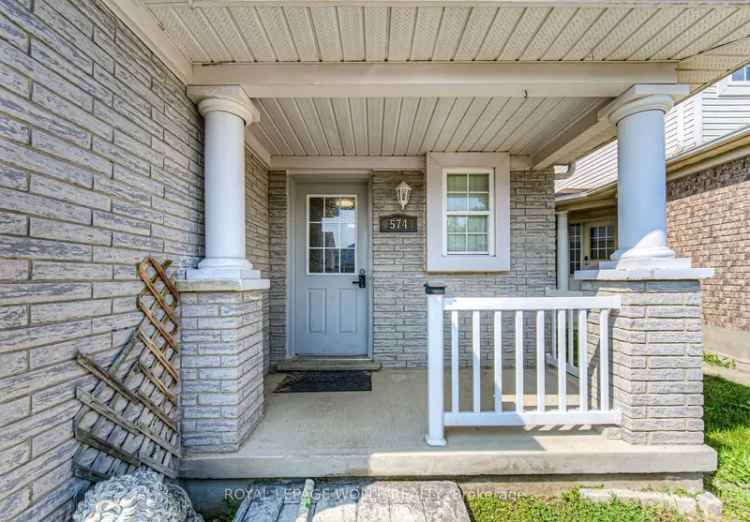 House For Sale in Waterloo, Ontario