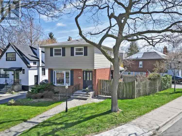Family Home near Park and School Updated Kitchen and Bathroom