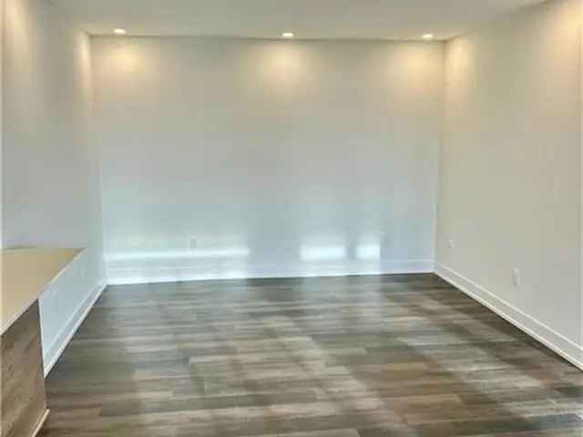 Claridge Condo Kanata 2 Bed 1.5 Bath Quartz Counters Stainless Steel Appliances