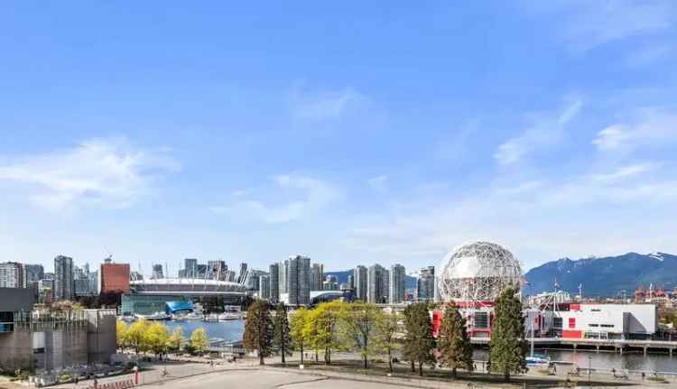 Luxury 2 Bed 2 Bath Condo in Navio North False Creek