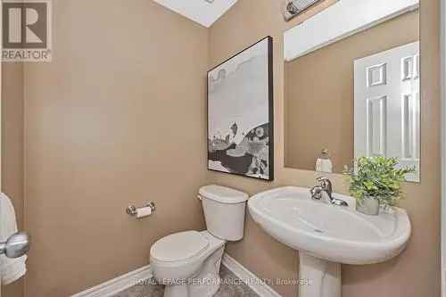 3-Bedroom Townhome in Avalon East Ottawa