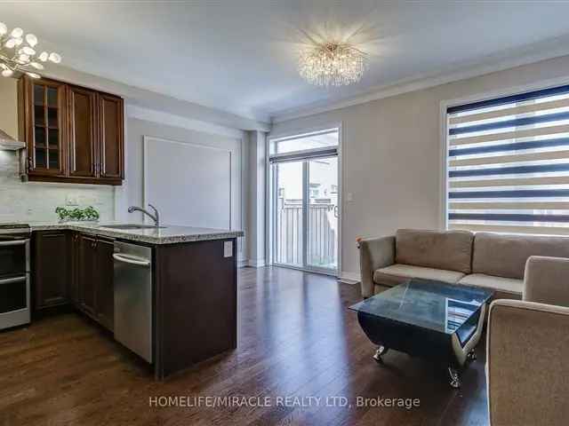 33 Morra Modern Executive Home 3 Beds 3 Baths