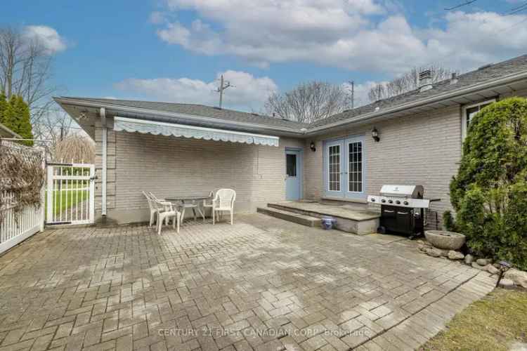 Spacious Brick Ranch 3 2 Baths Finished Basement Strathroy