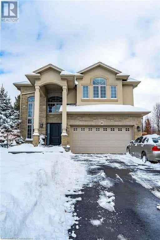 Luxury Custom Home in Waterdown - 3000 sq ft, New Pool, Chef's Kitchen