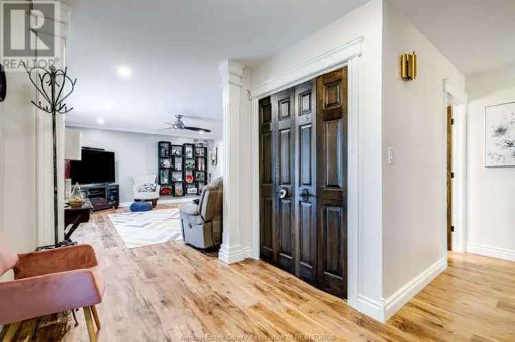 5-Bedroom 3-Bathroom Home with Inground Pool and Ravine Lot in Kingsville