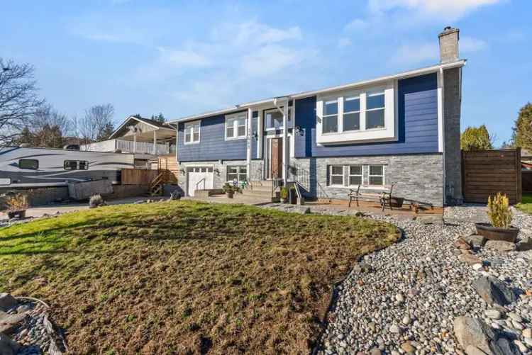 Stunning Family Home 5 Beds Huge Yard Modern Renovation